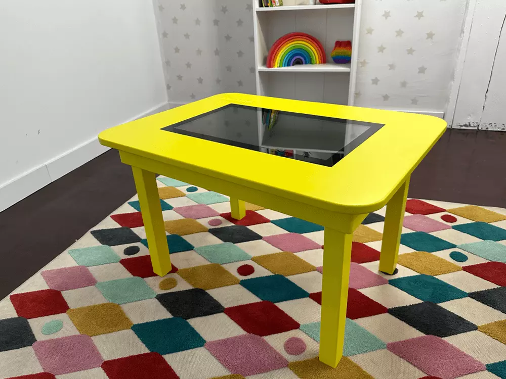 KIDS'TABLE amarilla completa